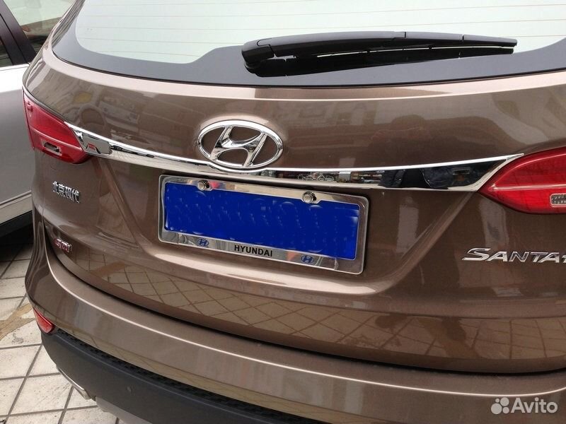 Молдинг на багажник (верхний) Hyundai Santa Fe
