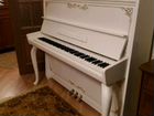 Белое концертное пианино Petrof объявление продам