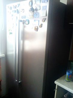 Продаётся сломанный холодильник Bosch KAN56V40