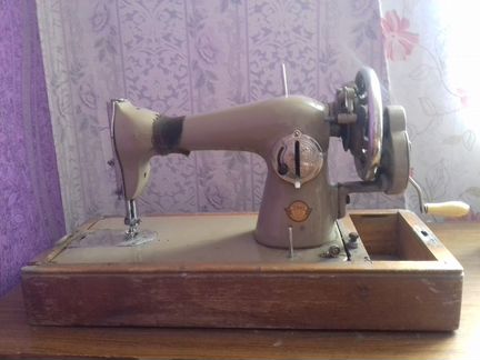 Швейная машинка Подольская