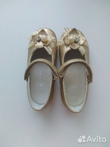 Новые туфли для девочки 25р