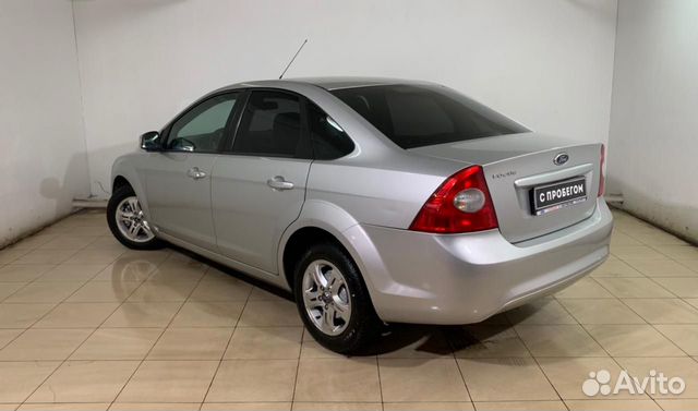 Ford Focus `2009