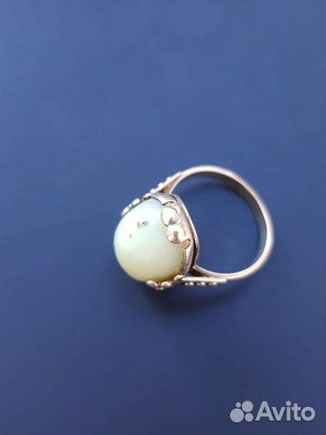 Серебряное кольцо с опалом