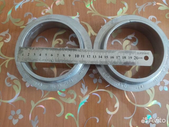 Проставки над передними пружинами T Land Cruiser