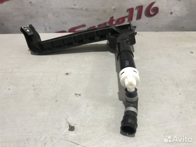 Форсунка омывателя фары правая Lexus Is 2