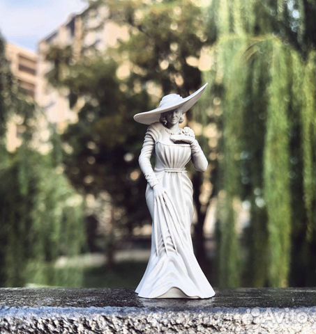 Фигурка Леди Димитреску Resident Evil