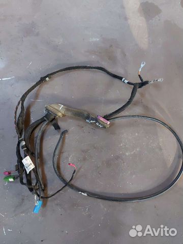 Проводка крышки багажника левая на Mercedes w164 x