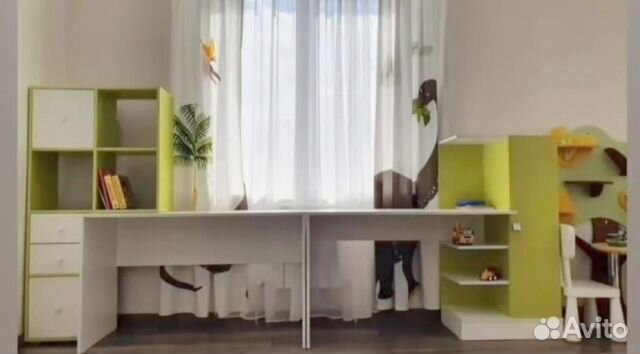 Детский письменный стол