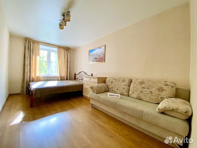 

2-к. квартира, 64 м², 2/10 эт.