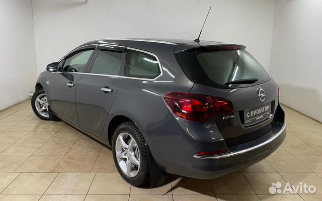 Opel Astra `2013