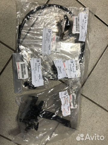 Замок капота Toyota Rav-4