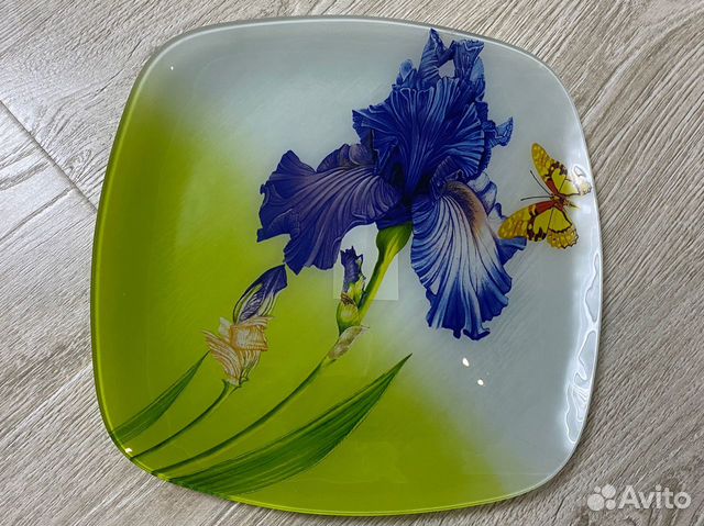 Тарелка квадратная