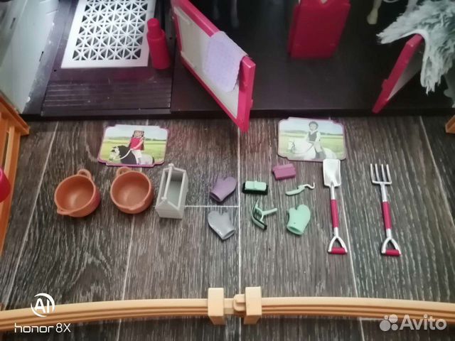 Игрушечьная конюшня