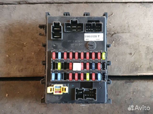 Блок предохранителей Nissan Almera Classic B10