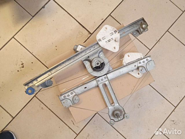 Стеклоподъемник Renault logan 1