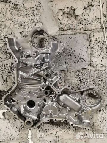 Toyota крышка передняя