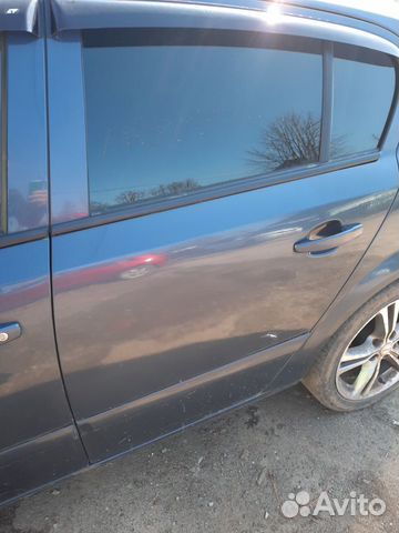 Opel astra h дверь задняя левая