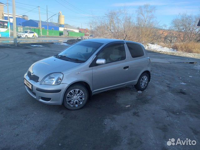 Toyota Vitz 1.0 AT, 2003, 299 999 км