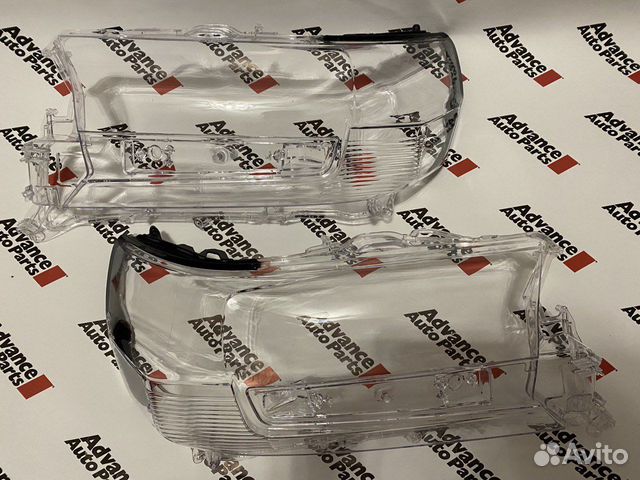 Новые стекла фар Toyota LC200 16-21 дефект