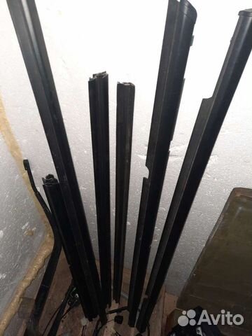 Уплотнитель стекла двери mitsubishi lancer 10