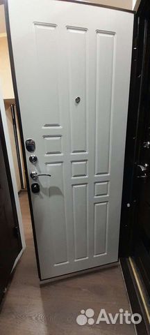 Дверь входная, белый ясень