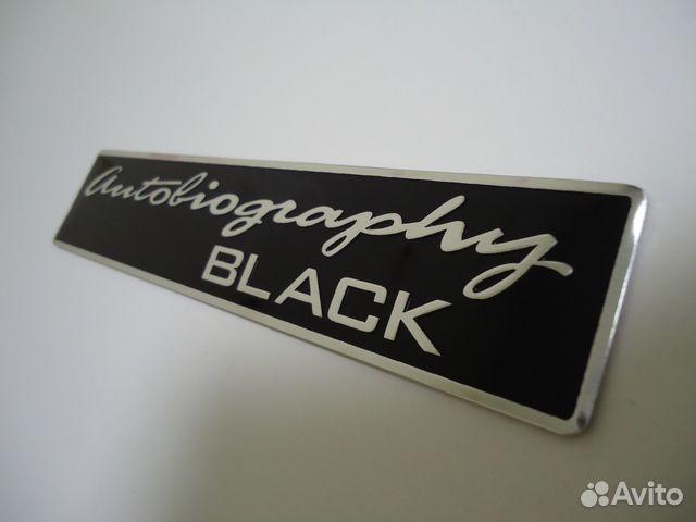 Range Rover Autobiography Black LR020565 эмблема Range Rover Autobiography Black LR020565 эмблема