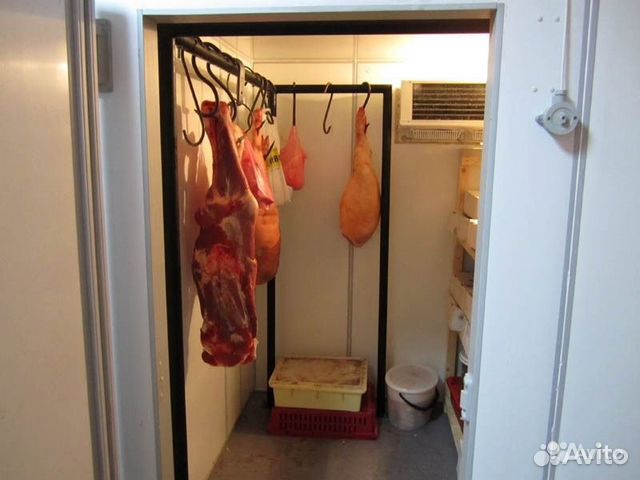 Холодильная камера для хранения мяса 2х2.8х2.2 м