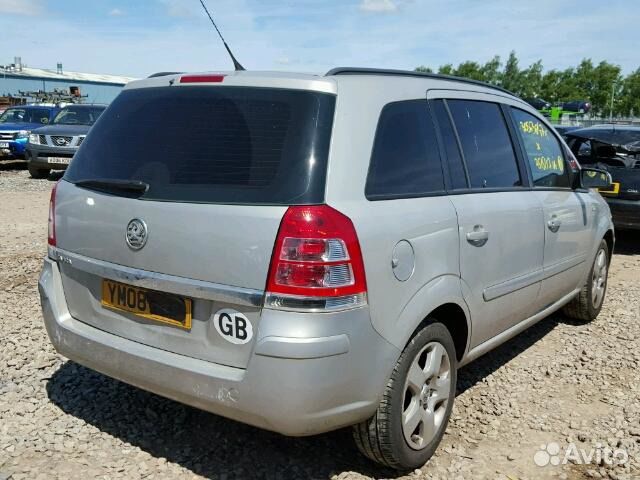 Дверь капот фара бампер Opel zafira B