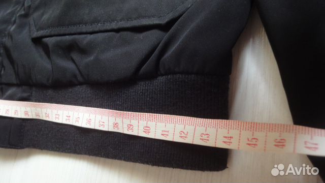 Чёрный бомбер Levis