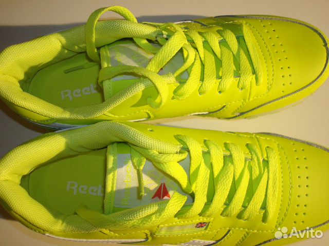 Новые кроссовки Reebok салатовые 40 размер