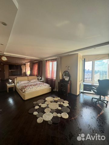 

2-к. квартира, 129 м², 28/42 эт.
