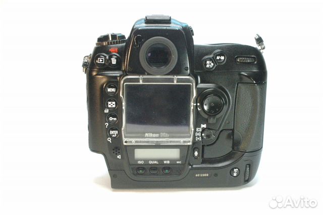 Nikon D2Xs + 16GB + двойная зарядка +2 акб