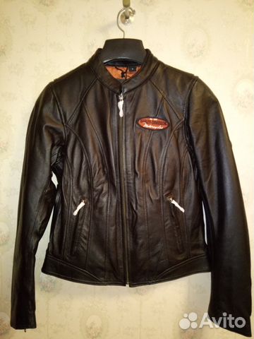 Куртка кожаная женская Harley Davidson 98027-12VW Куртка кожаная женская Harley Davidson 98027-12VW