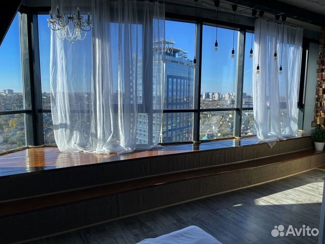 

Квартира-студия, 64 м², 2 кровати