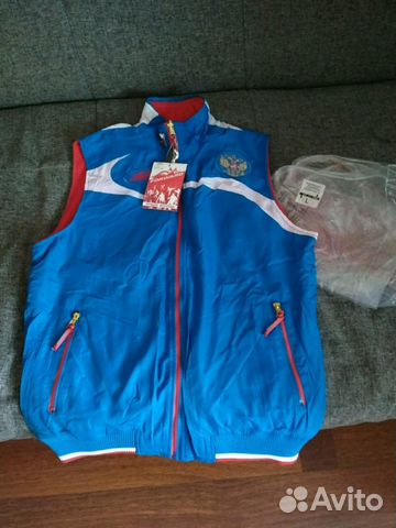 Женский утеплённый двусторонний жилет. Форвард Женский утеплённый двусторонний жилет. Форвард