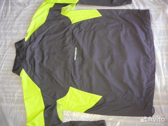 Ветровка new balance Ветровка new balance