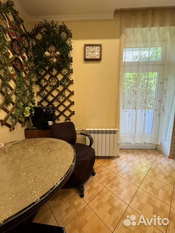 

2-к. квартира, 65 м², 3/4 эт.