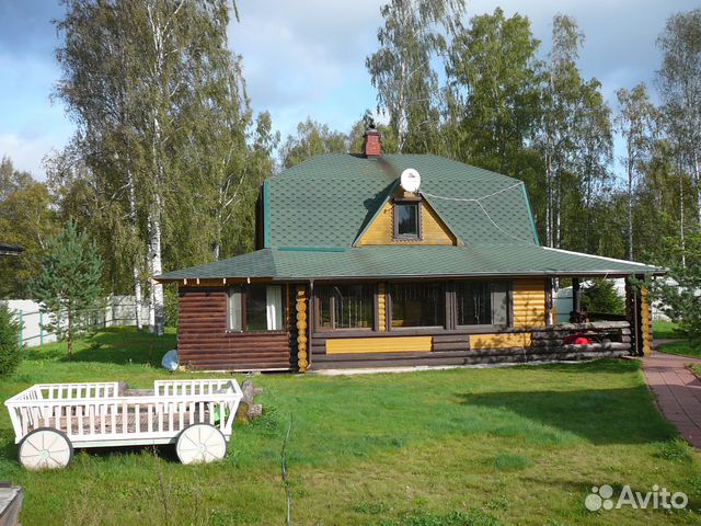 Коттедж 200 м² на участке 15 сот.