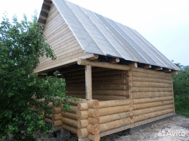 Сруб бани с рубленной террасой Сруб бани с рубленной террасой