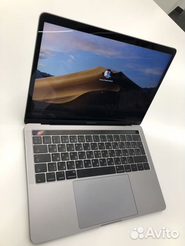 Apple MacBook Pro 13’ touch bar 2017 PCT 256gb