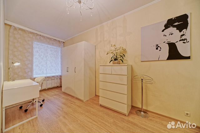 2-к квартира, 65 м², 2/4 эт.