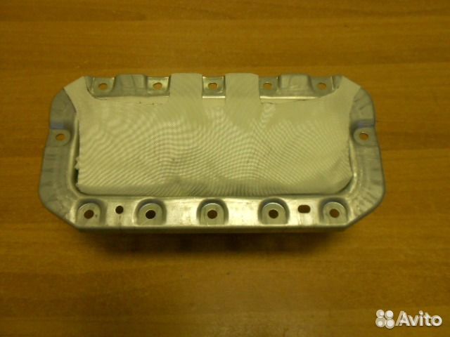 Airbag пассажира BMW 1, f20 с 2011 г. в Airbag пассажира BMW 1, f20 с 2011 г. в