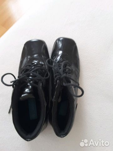 Ботинки весенне-осенние черные лакиров. 36р