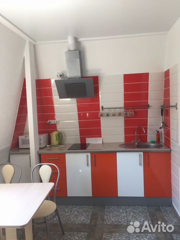 

2-к. квартира, 45 м², 4/4 эт.