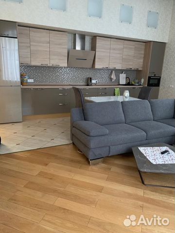 2-к квартира, 65 м², 2/4 эт.