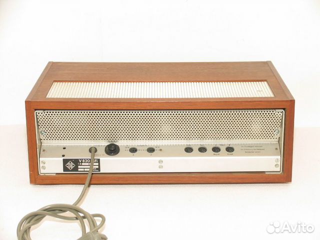 Telefunken V 820 Ламп усил tubeamp 1965 года Telefunken V 820 Ламп усил tubeamp 1965 года