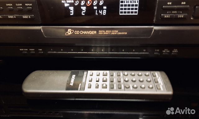 CD проигрыватель на 5 дисков Sony CDP CE-405