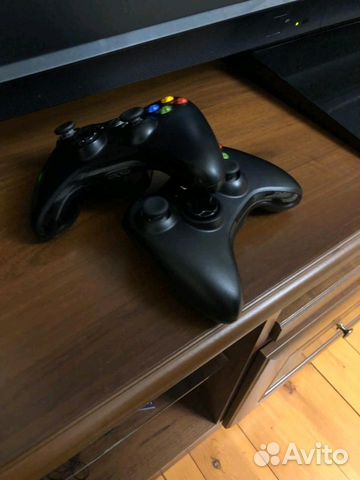 Xbox 360 + комплект игр