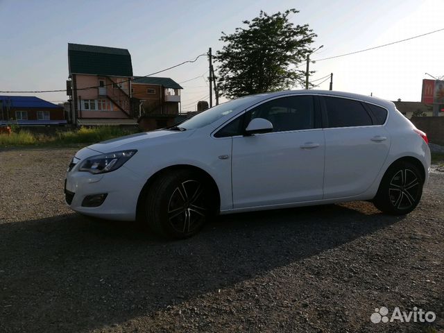 Opel Astra 1.6 AT, 2011, 107 000 км