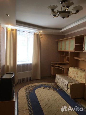 1-к квартира, 42 м², 1/6 эт.